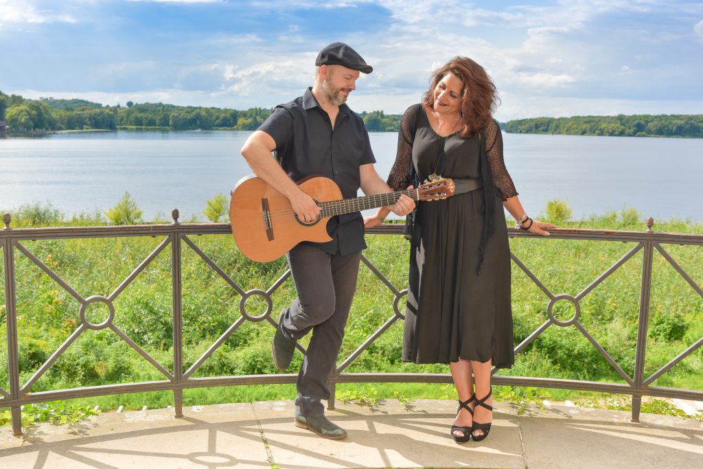 Alma – An Acoustic Duo with Soul